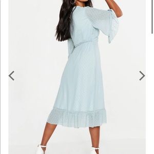 Beautiful dobby chiffon wide sleeve dress